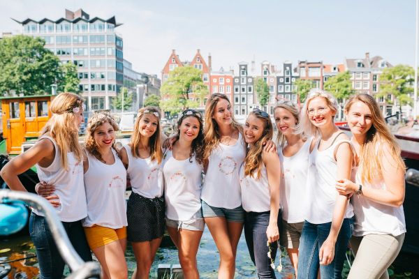 Top conseils pour sélectionner une agence EVG à Budapest et Prague